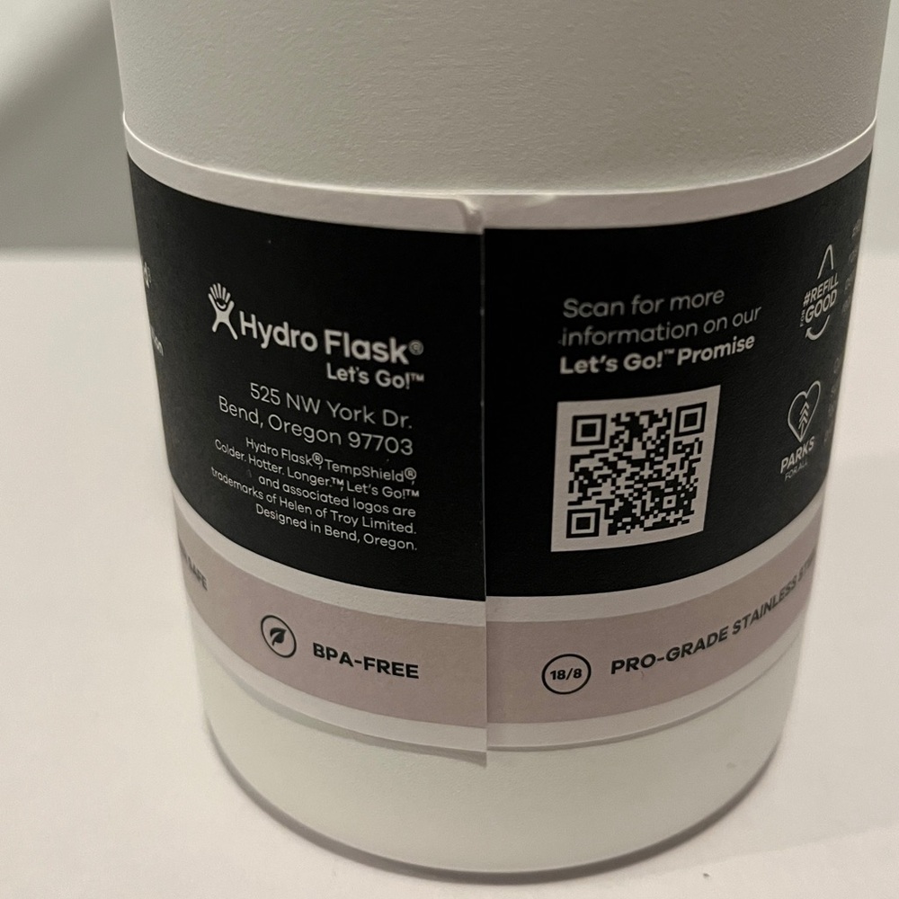 NWT Hydro Flask White Water Bottle 20 Ounces - Picture 5 of 9